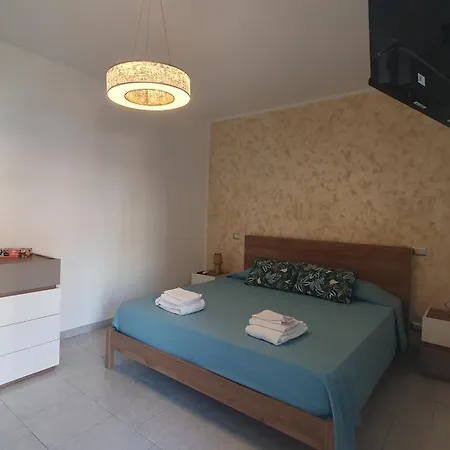 Casa Primavera شقة سانتا تيريزا دي ريفا